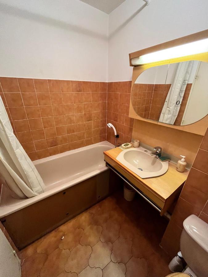 Apartment Climatise Avec Jardin Et A 250m